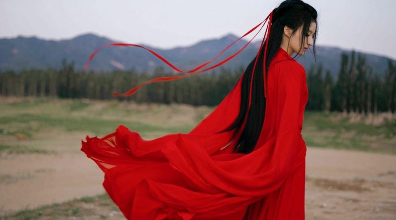 red hanfu